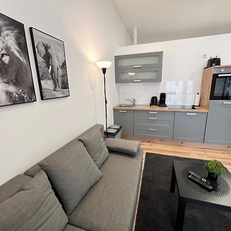 Apartment Central 10B 40Qm Wi-Fi Free Parking Calm Back House Dortmund Esterno foto