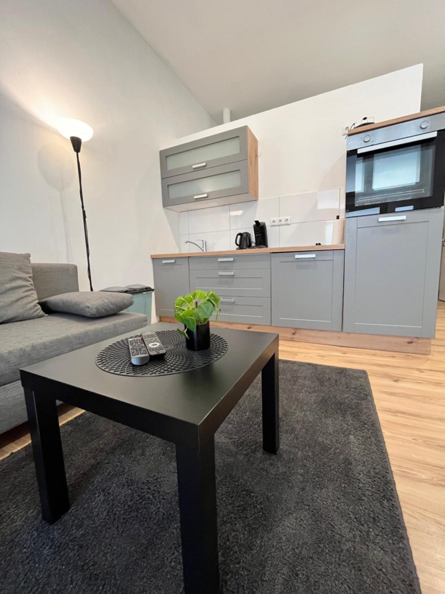 Apartment Central 10B 40Qm Wi-Fi Free Parking Calm Back House Dortmund Esterno foto