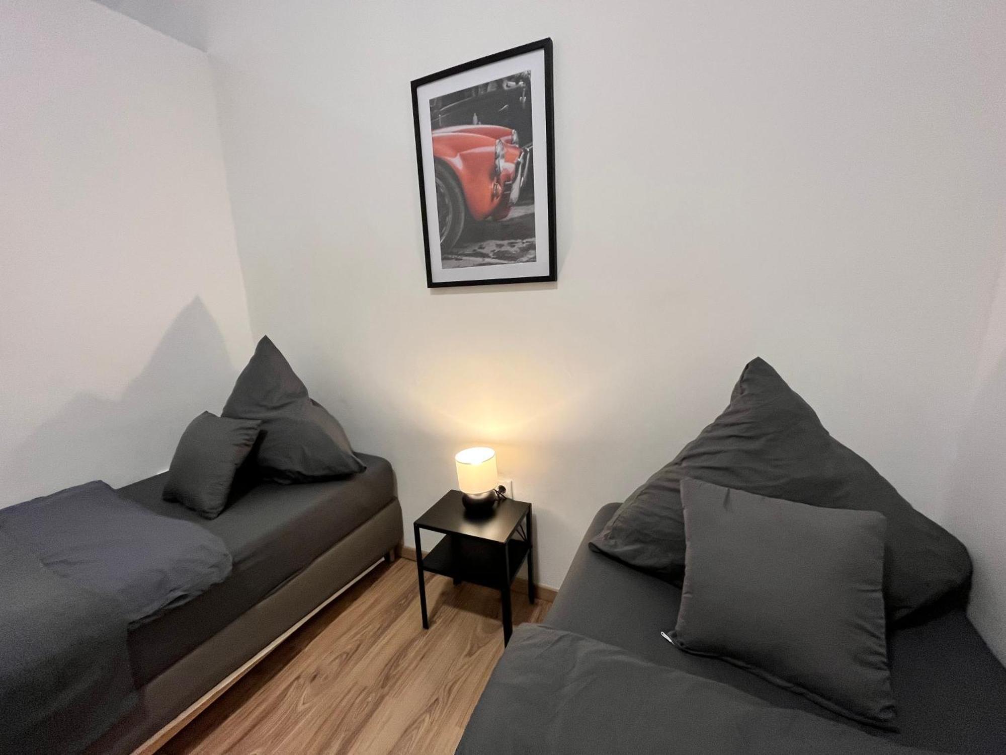 Apartment Central 10B 40Qm Wi-Fi Free Parking Calm Back House Dortmund Esterno foto